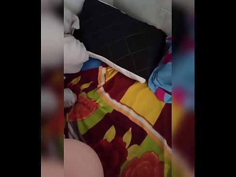 ❤️ Mano kambariokė lieka namuose viena, nes jos vyras atostogauja, o aš pasinaudoju proga ją išdulkinti ir užpildyti jos užpakalį pienu ❤️ Kietas porno prie mūsų ❌❤